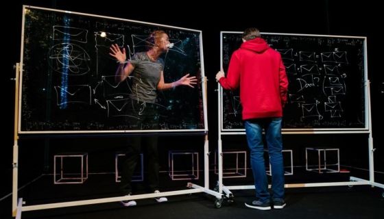 Спектакль «Загадочное ночное убийство собаки»