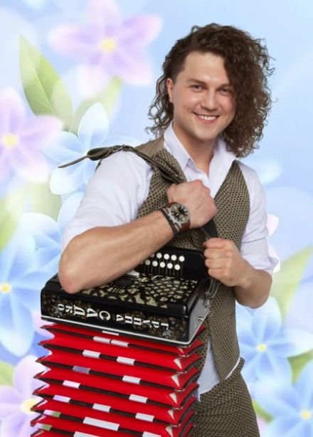 Александр Бардин