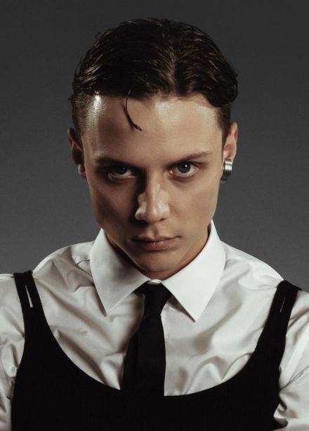 Ваня Дмитриенко