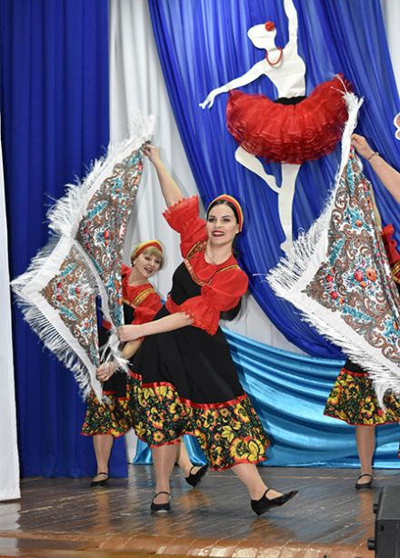 Задорные девчата – 15 лет в ритме танца! Концертная программа