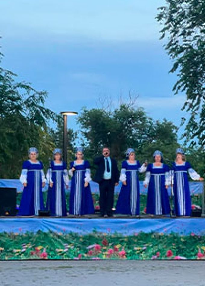 С праздником, наш посёлок родной! Концертная программа